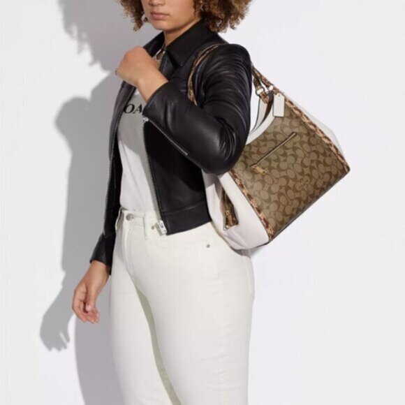 Brand New Coach Kristy Shoulder Bag In Colorblock Signature Canvas 129-111123 - Picture 5 of 5